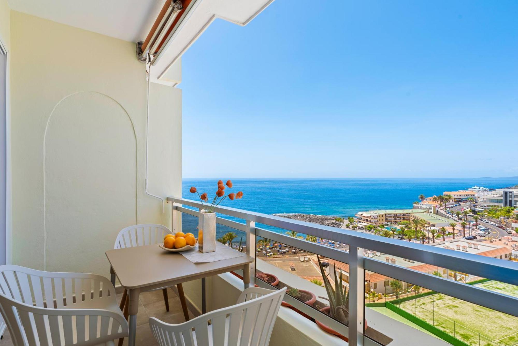 Appartement Arenas Negras Playa La Arena, Newly Renovated à Puerto de Santiago  Extérieur photo